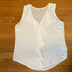White sleeveless top White House Black Market, small